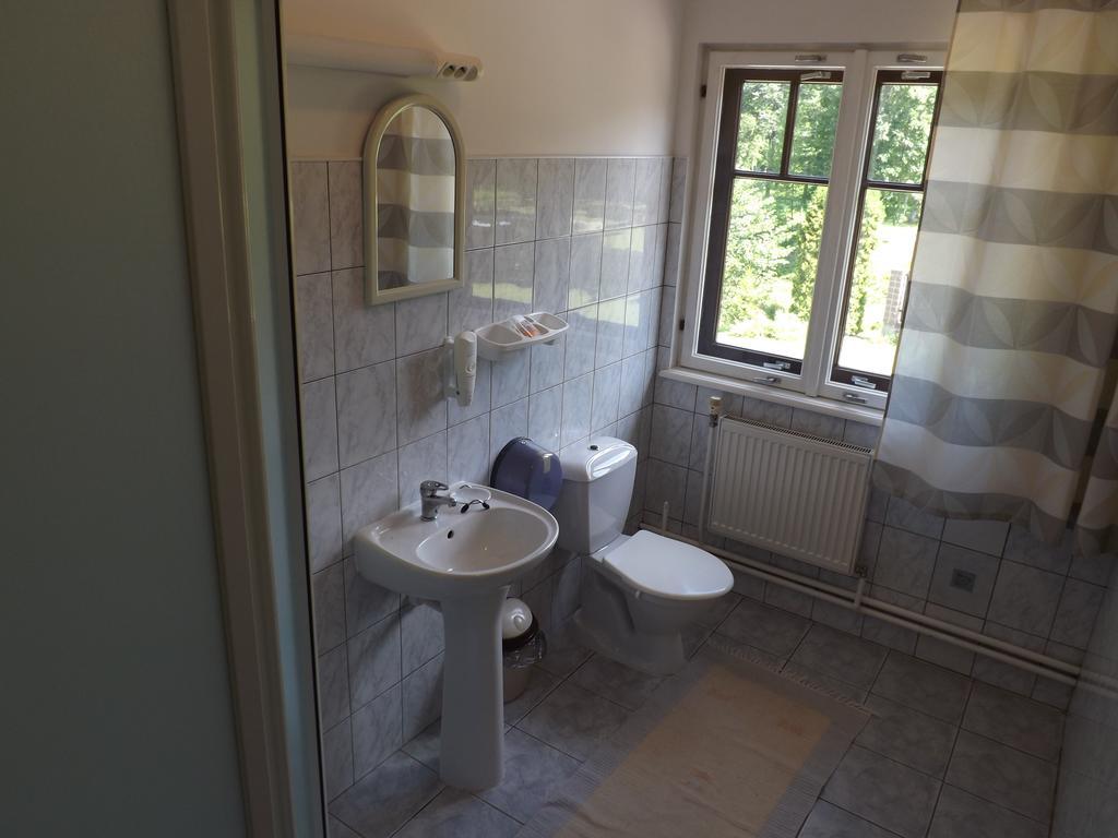 Park Hotel Bruzis Смилтене Номер фото