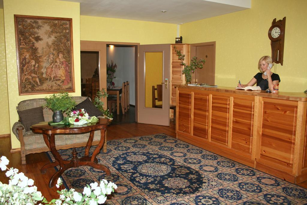 Park Hotel Bruzis Смилтене Экстерьер фото